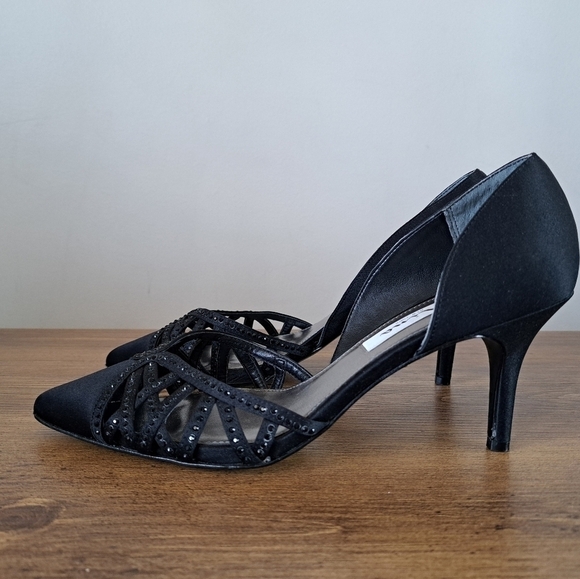 Nina Black Heels with Embellished Straps - Picture 4 of 12